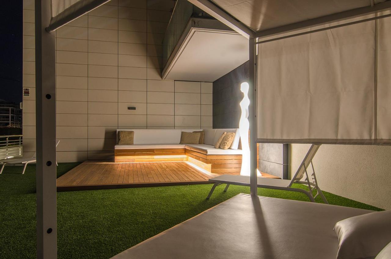 Sitges Spaces Garden Paradise 3 Bedroom, 3 Bathroom, Huge Private Garden-Terrace, Pool- Sleeps Up To 8 Extérieur photo